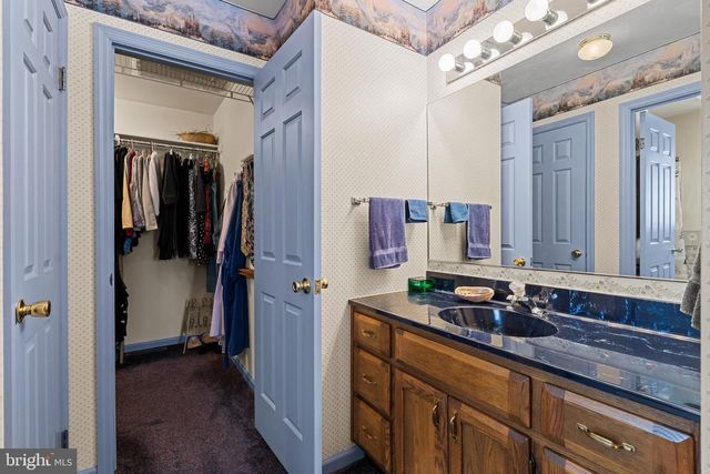 118 MIDDLE CREEK RD, Gilbertsville, PA 19525