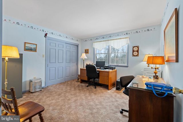 118 MIDDLE CREEK RD, Gilbertsville, PA 19525