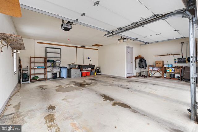 118 MIDDLE CREEK RD, Gilbertsville, PA 19525