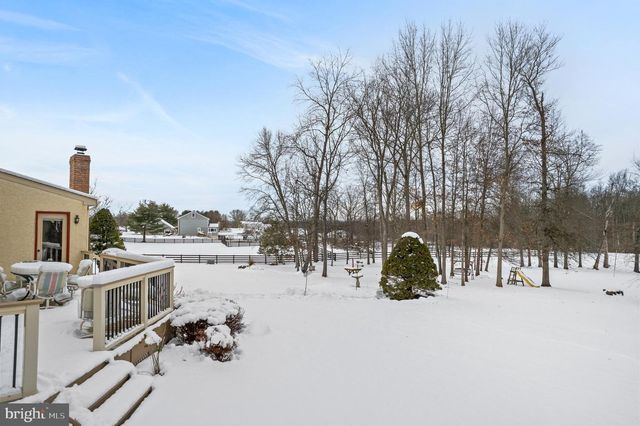 118 MIDDLE CREEK RD, Gilbertsville, PA 19525