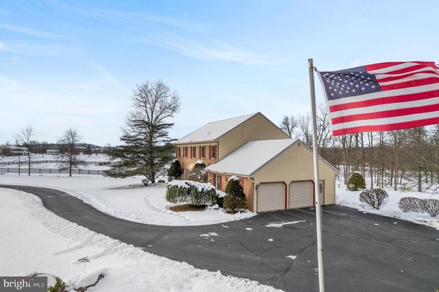 118 MIDDLE CREEK RD, Gilbertsville, PA 19525