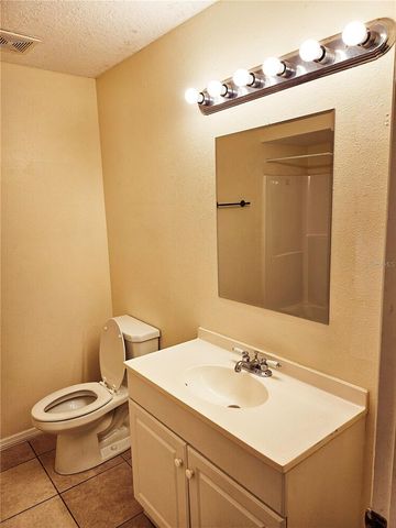 1916 LAKE ATRIUMS CIRCLE 25, Orlando, FL 32839