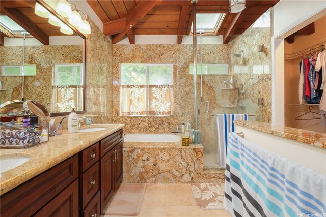 590 Alihi Place, Kailua, HI 96734