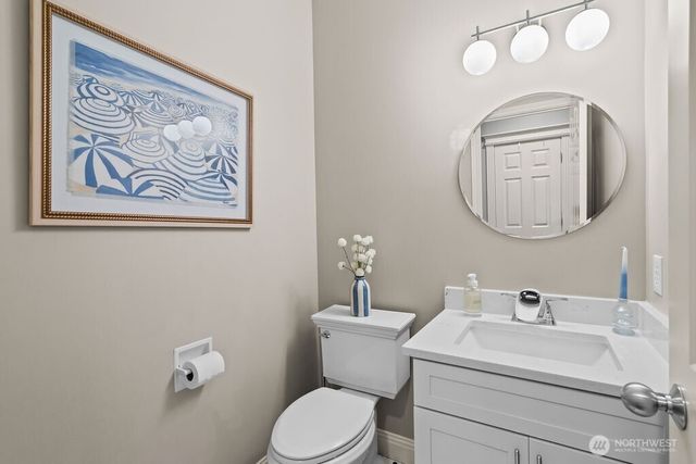 25424 NE 39th Way, Redmond, WA 98053