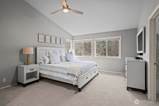 25424 NE 39th Way, Redmond, WA 98053