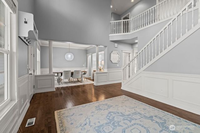 25424 NE 39th Way, Redmond, WA 98053