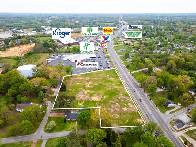 2504 Memorial Blvd, Springfield, TN 37172