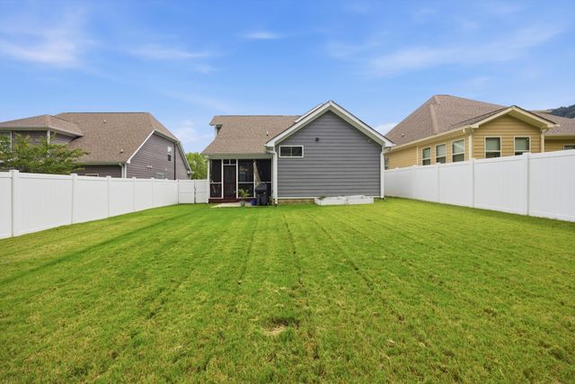 8380 Deer Run Circle, Ooltewah, TN 37363