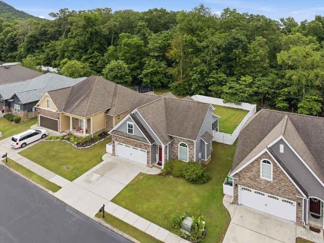 8380 Deer Run Circle, Ooltewah, TN 37363
