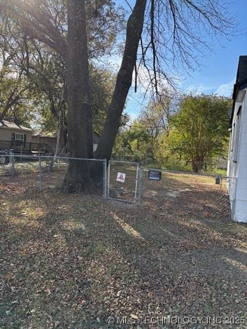 621 Kankakee Street, Muskogee, OK 74403