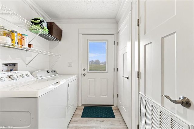 1046 Herberts Drive, Yadkinville, NC 27055