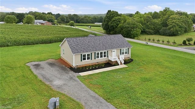 1046 Herberts Drive, Yadkinville, NC 27055