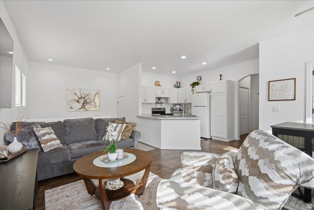 3854 W GARONNE AVE, West Jordan, UT 84084