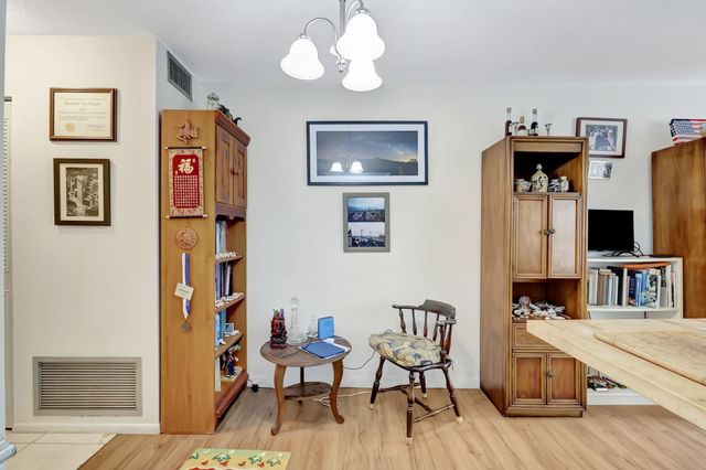 2929 SE Ocean Boulevard 117-7, Stuart, FL 34996