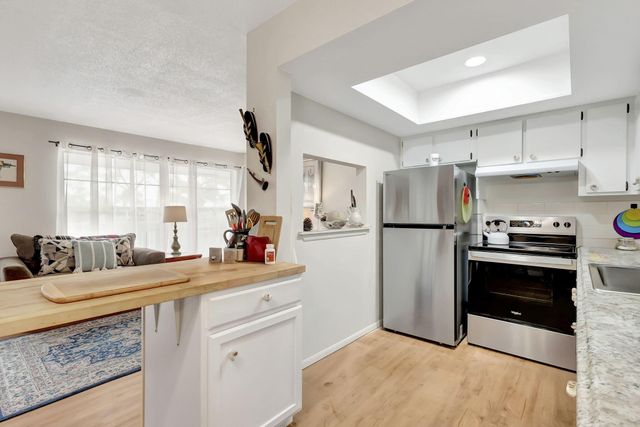 2929 SE Ocean Boulevard 117-7, Stuart, FL 34996