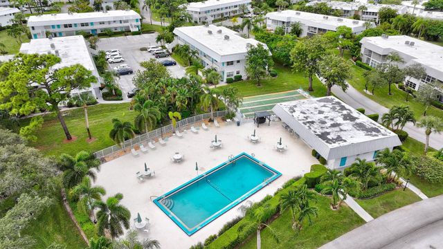 2929 SE Ocean Boulevard 117-7, Stuart, FL 34996