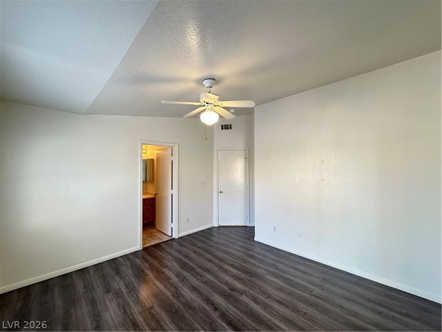 350 South Durango Drive 207, Las Vegas, NV 89145