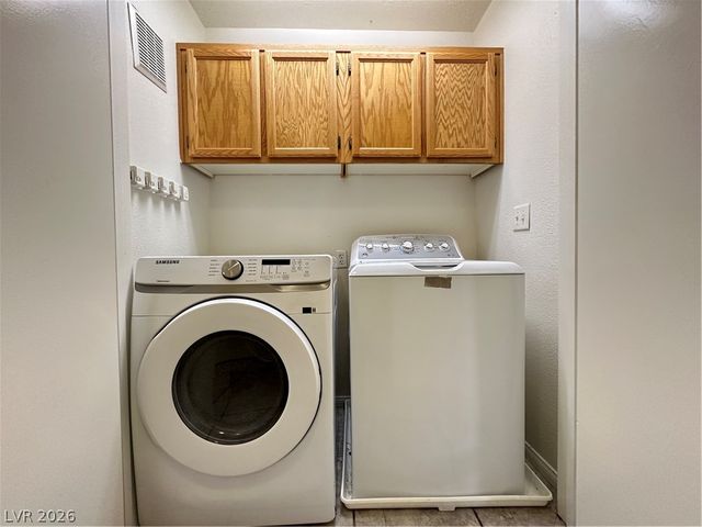 350 South Durango Drive 207, Las Vegas, NV 89145