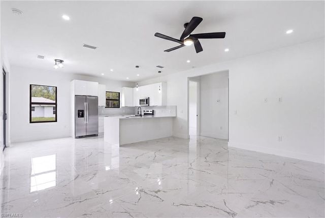 1603 Pine AVE, Lehigh Acres, FL 33972