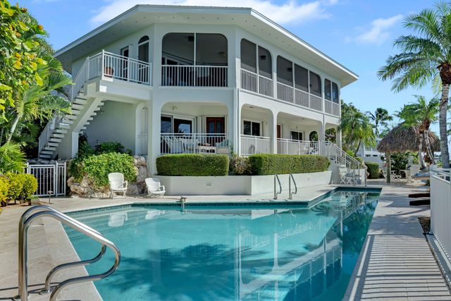 W 258 Seaview Circle, Duck Key, FL 33050