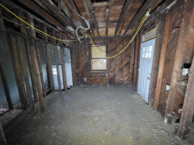 675 Oakwood Avenue, Columbus, OH 43205