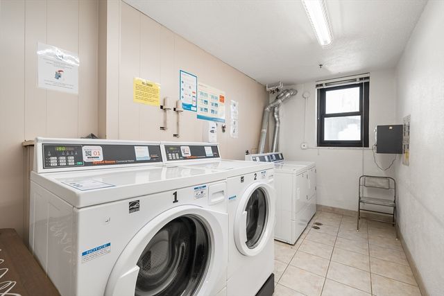 216 St Paul 502, Brookline, MA 02446