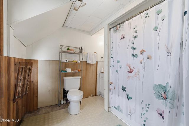 19 Kenworthy Avenue, Glens Falls, NY 12801