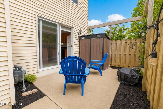 44 Alameda Court, Eatontown, NJ 07724