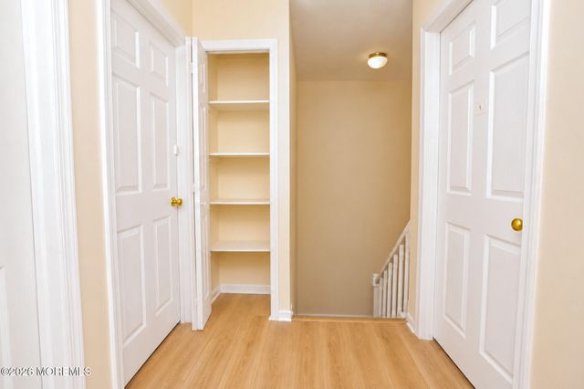 44 Alameda Court, Eatontown, NJ 07724