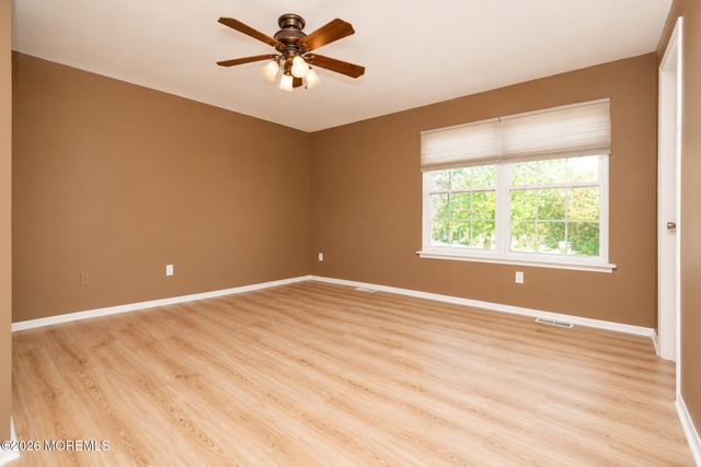44 Alameda Court, Eatontown, NJ 07724