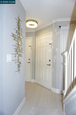 17106 Creekside Cir, Morgan Hill, CA 95037