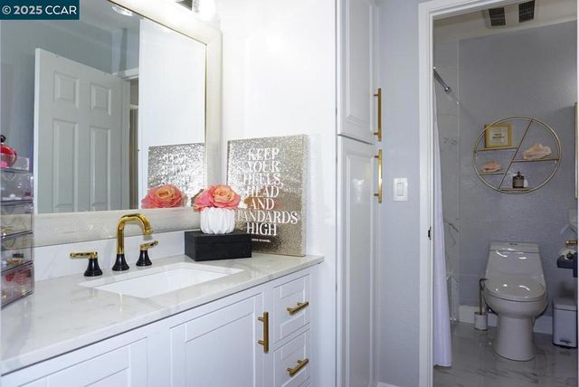 17106 Creekside Cir, Morgan Hill, CA 95037