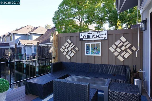 17106 Creekside Cir, Morgan Hill, CA 95037