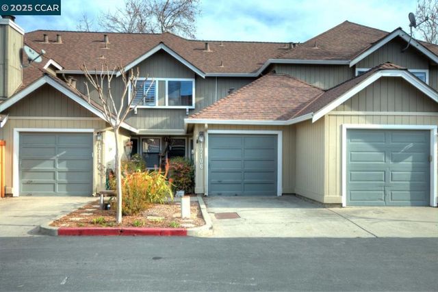 17106 Creekside Cir, Morgan Hill, CA 95037