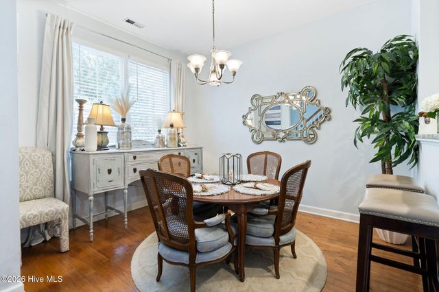 5813 Wrightsville Avenue Apt 147, Wilmington, NC 28403