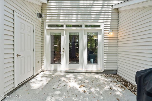 5813 Wrightsville Avenue Apt 147, Wilmington, NC 28403