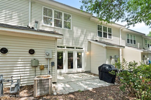 5813 Wrightsville Avenue Apt 147, Wilmington, NC 28403