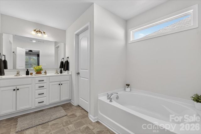 6002 Weddington Pointe Drive, Monroe, NC 28110