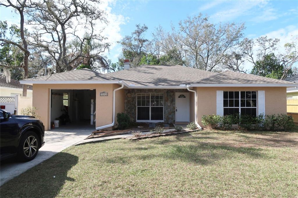 10410 N CONNECHUSETT ROAD, Tampa, FL 33617