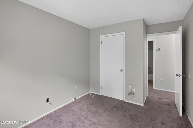 92 Des Moines Court, Tinton Falls, NJ 07712