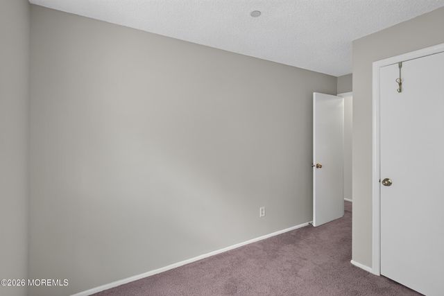 92 Des Moines Court, Tinton Falls, NJ 07712