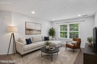 92 Des Moines Court, Tinton Falls, NJ 07712