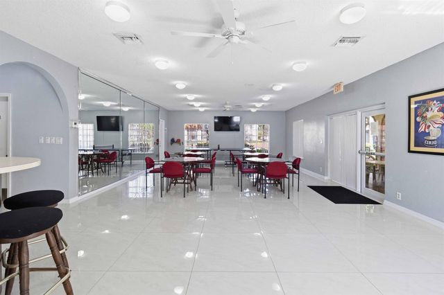 259 S Cypress Road 506, Pompano Beach, FL 33060