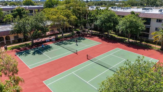 259 S Cypress Road 506, Pompano Beach, FL 33060