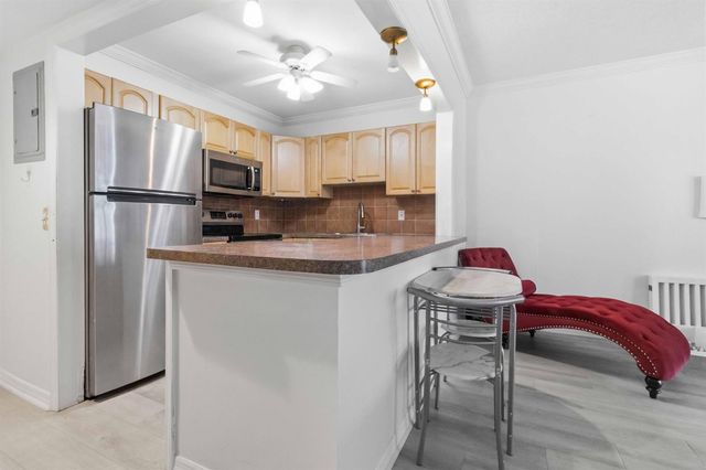 259 S Cypress Road 506, Pompano Beach, FL 33060