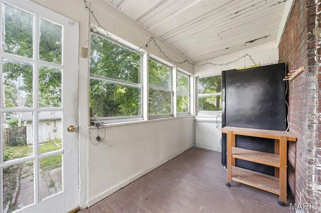 6941 Dale Avenue, St Louis, MO 63139