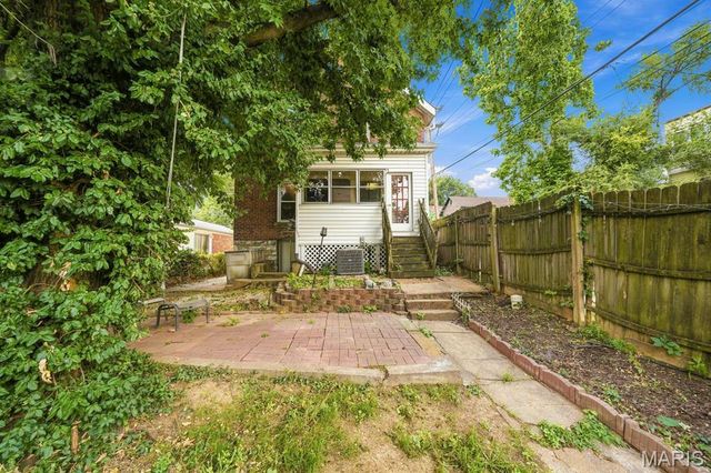 6941 Dale Avenue, St Louis, MO 63139