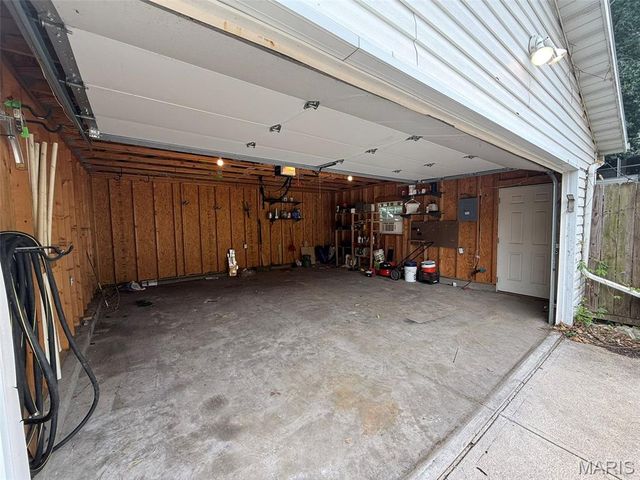 6941 Dale Avenue, St Louis, MO 63139