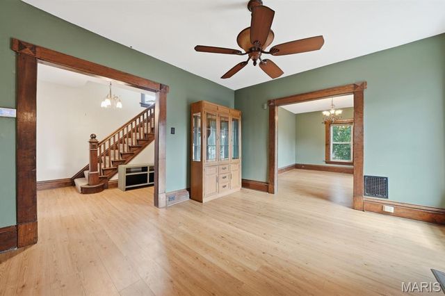 6941 Dale Avenue, St Louis, MO 63139