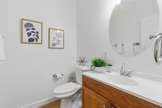 2944 Lyon Ct, Tracy, CA 95377